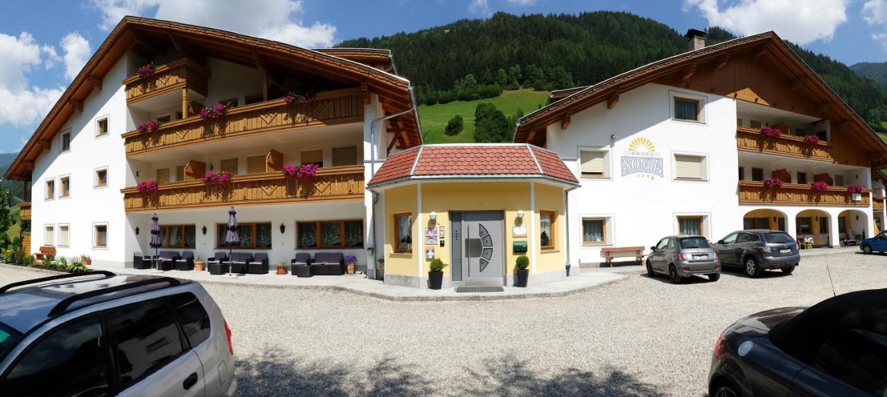 Hotel Sonja Cadipietra Esterno foto