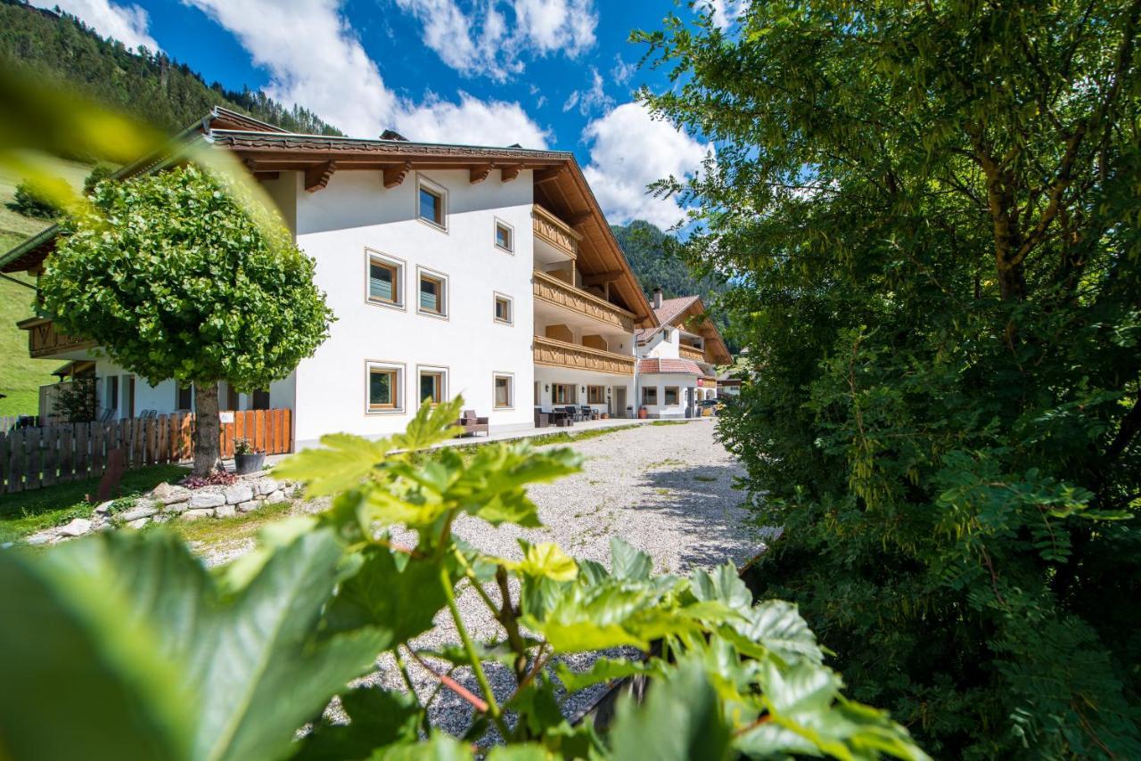 Hotel Sonja Cadipietra Esterno foto