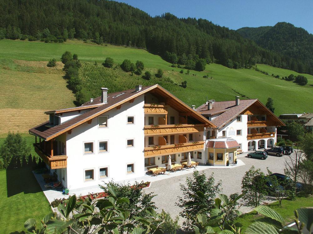 Hotel Sonja Cadipietra Esterno foto